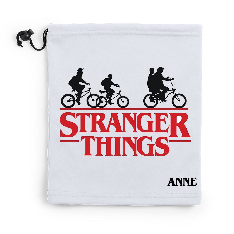 Cache cou Stranger Things personnalisé