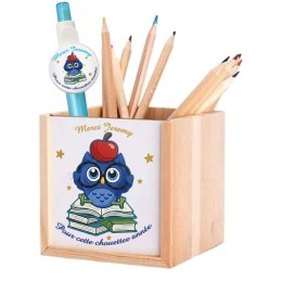 BoîtPot à crayons maîtree à crayons maître