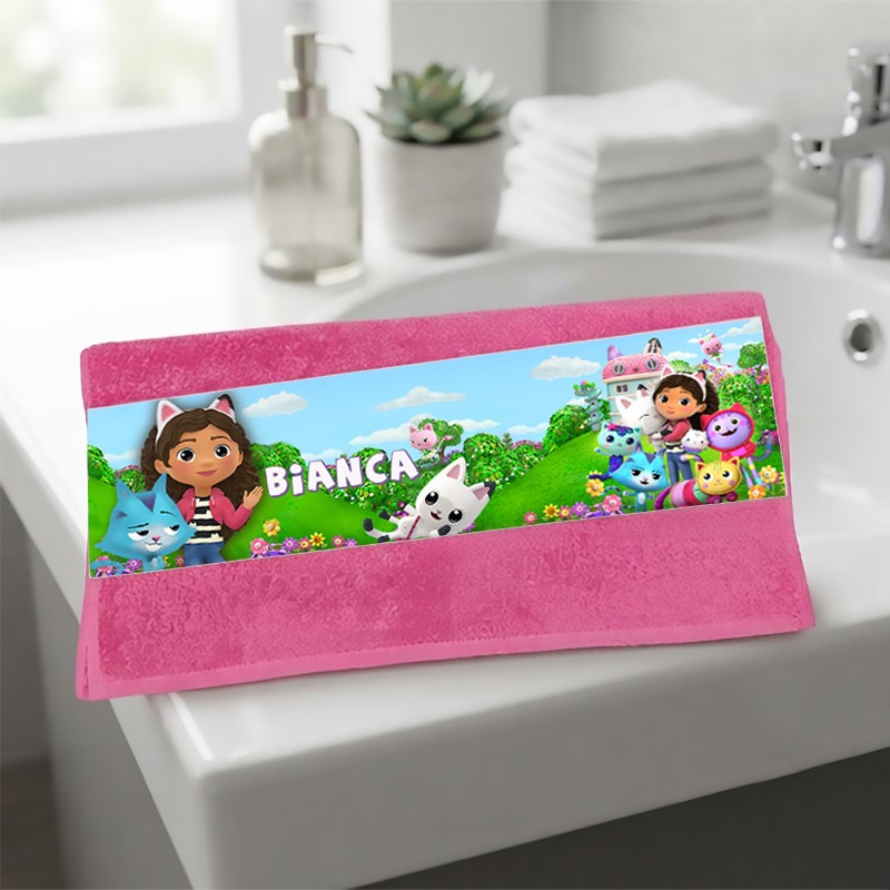 Serviette visage enfant personnalisée Gabby chat