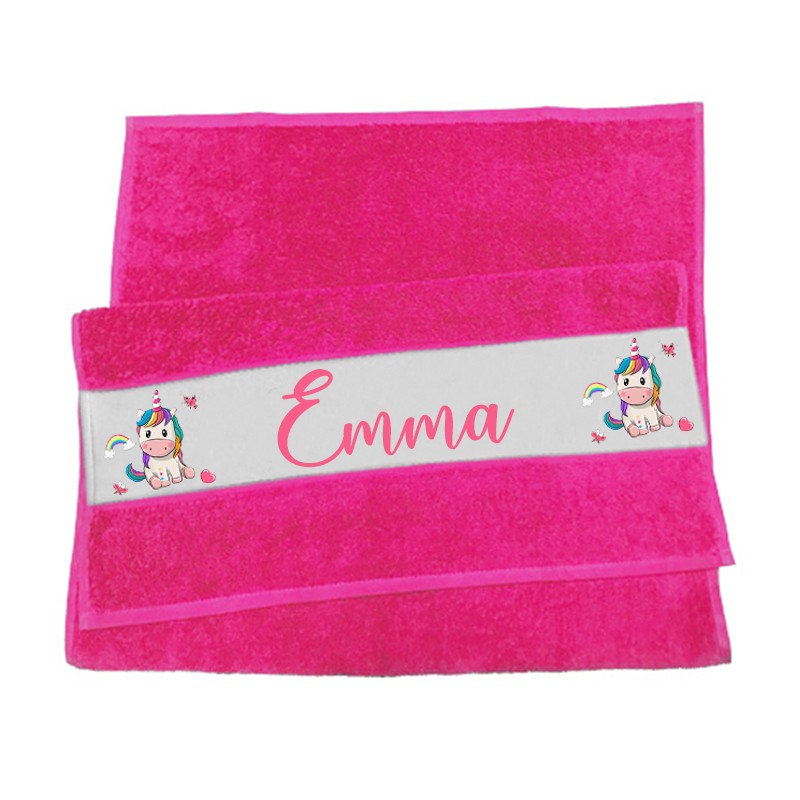 serviette rose personnalisée licorne